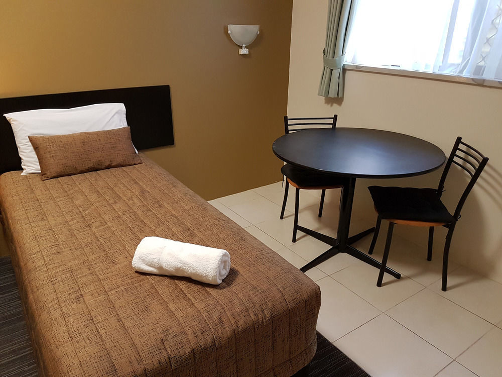 Gold Coast Airport Motel - Only 300 Meters To Airport Terminal Экстерьер фото
